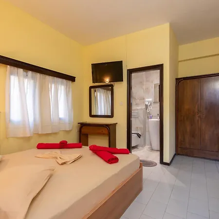 Hotel Petunia Néos Marmarás