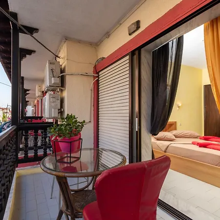 Petunia Neos Marmaras