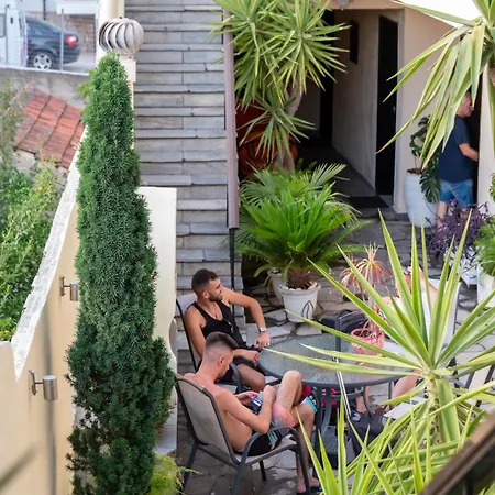 Petunia Hotell Neos Marmaras