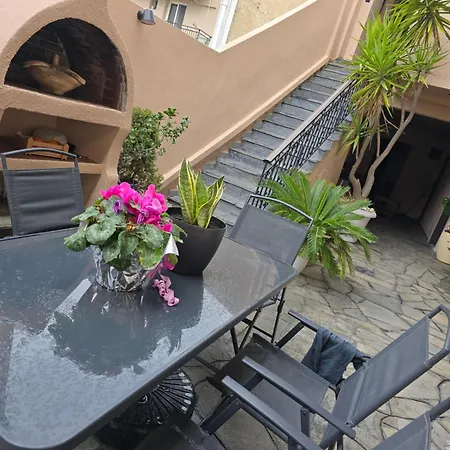Hotel Petunia