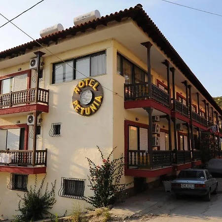 Petunia Hotel