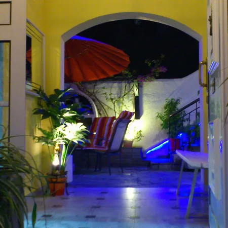 Petunia Hotel Neos Marmaras