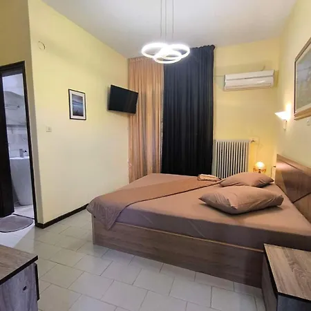Petunia Hotel 2*